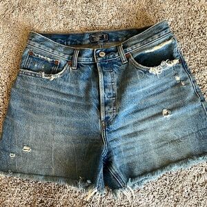 Abercrombie high rise short